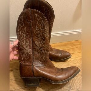 Justin Embroidered Brown Leather Cowboy Boots